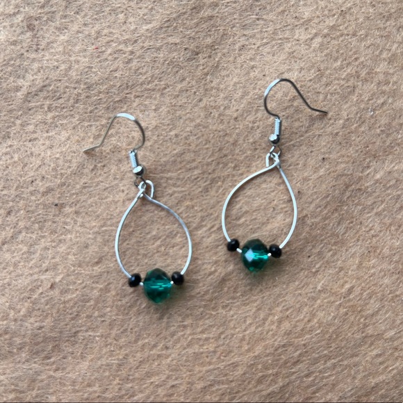 💚Handmade Earrings 💚 - Picture 7 of 7